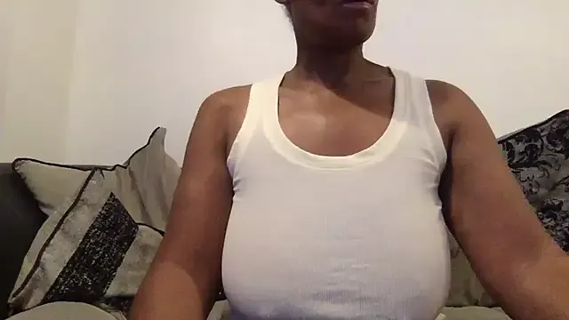 brutal_nympho99 – webcam model profile photo Image 9