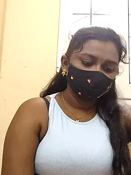Pavani-Sexy Image 16