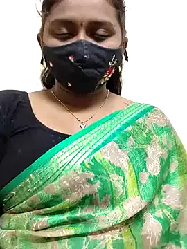 Pavani-Sexy Image 18