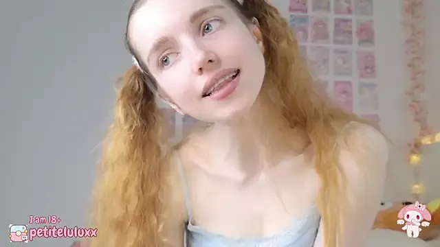 petiteluluxx Image 2