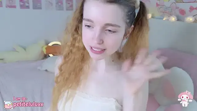 petiteluluxx Image 4