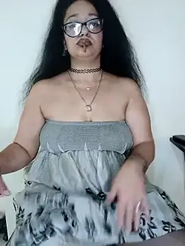 belle_phine – webcam model profile photo Image 8