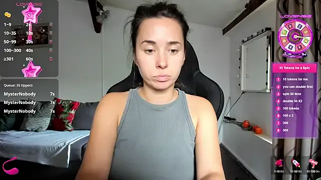 Playboy-909 – webcam model profile photo Image 4