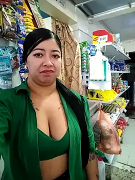 Sugarlina – webcam model profile photo Image 19