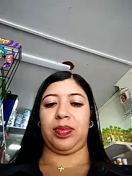 Sugarlina – webcam model profile photo Image 5