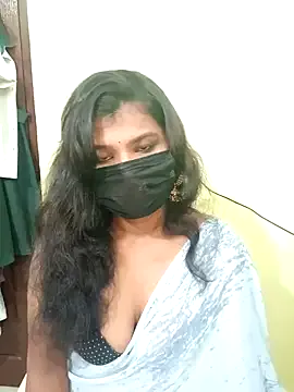 Elnonoykeila77 – webcam model profile photo Image 7