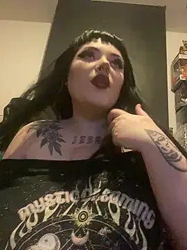Pretty_Altgirl Image 3