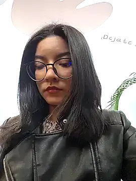 Amira_Blussh – webcam model profile photo Image 9