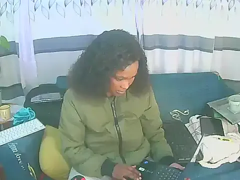 Manato_jp_1215 – webcam model profile photo Image 2