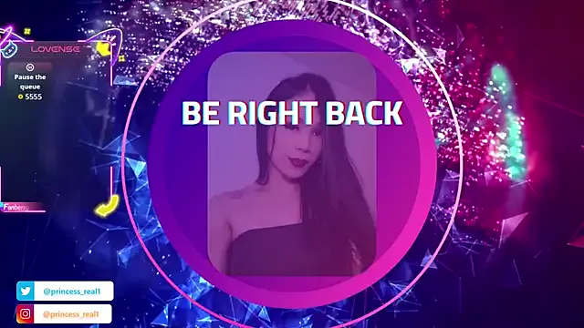 MaeEversley – webcam model profile photo Image 15