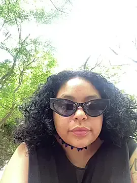 cuttie_ponyy – webcam model profile photo Image 13
