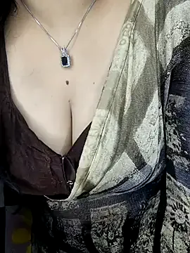 loving_ladies – webcam model profile photo Image 10