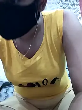 lustflare1 – webcam model profile photo Image 7