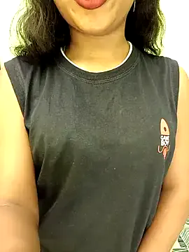 Ruchi_1 – webcam model profile photo Image 7