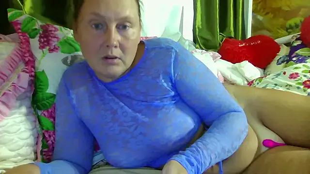 -teenytiny- – webcam model profile photo Image 4