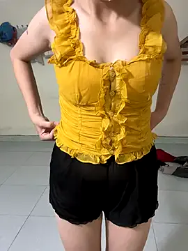 Draculona-666 – webcam model profile photo Image 2