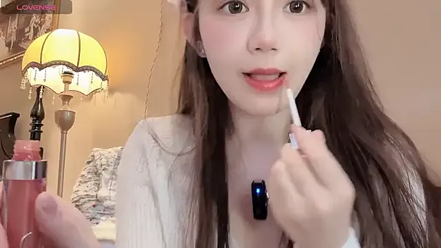 Lovely_Avanti – webcam model profile photo Image 13