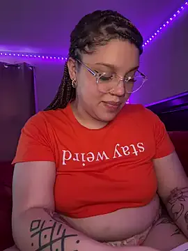 MOM-SUN-COUPLE – webcam model profile photo Image 6