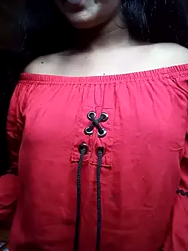 petiteluluxx – webcam model profile photo Image 2