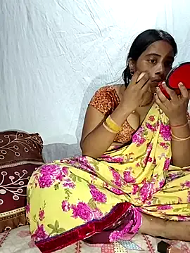 LunarAngel_ – webcam model profile photo Image 7