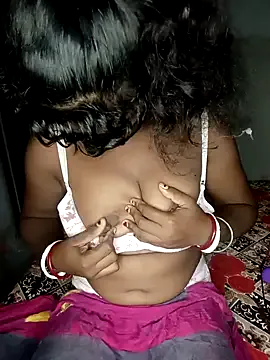 Rinamay_ – webcam model profile photo Image 4