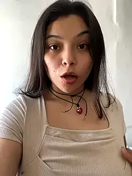 HotBella- – webcam model profile photo Image 3