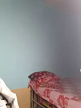 Cinderella-98 – webcam model profile photo Image 17