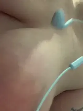 Hotbhabi305 – webcam model profile photo Image 13