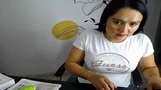 JassyeJoy – webcam model profile photo Image 5