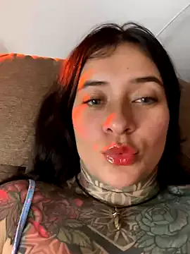 Elina-Marina – webcam model profile photo Image 9