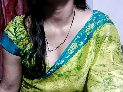 loving_ladies – webcam model profile photo Image 12