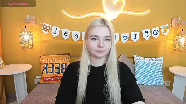 ceceliapidcock – webcam model profile photo Image 19
