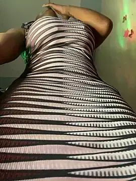 kathariine – webcam model profile photo Image 10