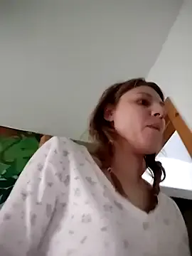 tinyangelxx – webcam model profile photo Image 4