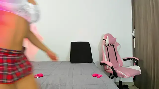 Sarasanders_4 – webcam model profile photo Image 4