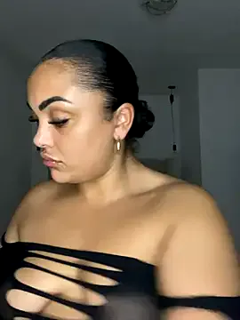 MichelleXClarice – webcam model profile photo Image 11