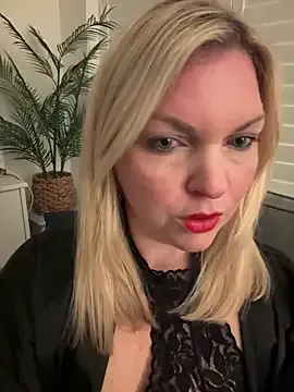 xixiya888 – webcam model profile photo Image 2