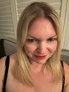 xixiya888 – webcam model profile photo Image 4