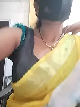 NoraJohnson6 – webcam model profile photo Image 4