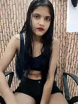 nina_b1um – webcam model profile photo Image 2