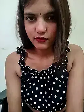 nina_b1um – webcam model profile photo Image 4