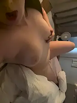 Lovely_Avanti – webcam model profile photo Image 7