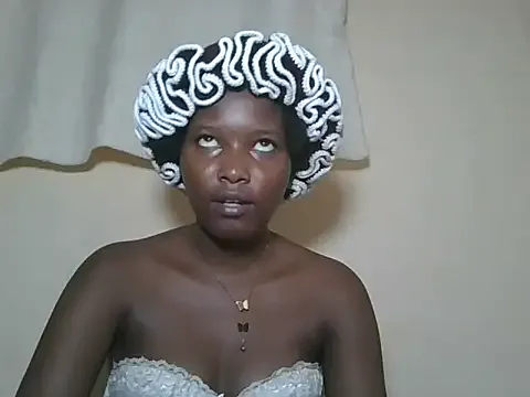 yesonee – webcam model profile photo Image 6