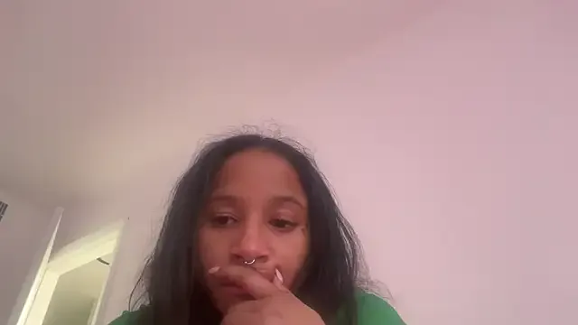 Baby_blush – webcam model profile photo Image 2