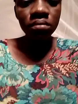 V-Hot-Sweti – webcam model profile photo Image 13