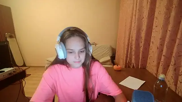 Dimple07 – webcam model profile photo Image 3