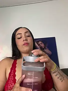 alana15 – webcam model profile photo Image 15