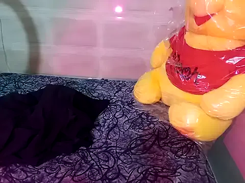 Bad_Girl_Sakura – webcam model profile photo Image 3