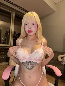 SassyWildCouple – webcam model profile photo Image 6