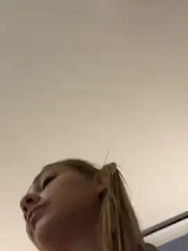 SEXaddictCANDY10 – webcam model profile photo Image 18